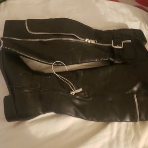 Boots (brand new) no tag